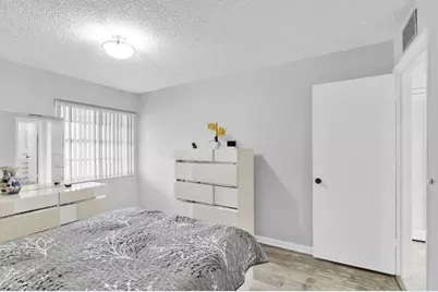 906 Normandy #906, Delray Beach, FL 33484 - Photo 17