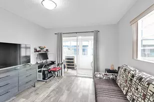 906 Normandy, Delray Beach, FL 33484 - Photo 23