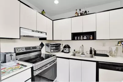 906 Normandy #906, Delray Beach, FL 33484 - Photo 11