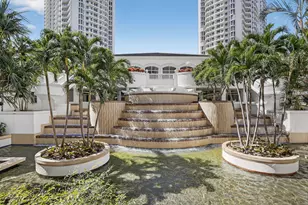 21150 Point Pl, Miami, FL 33180 - Photo 27
