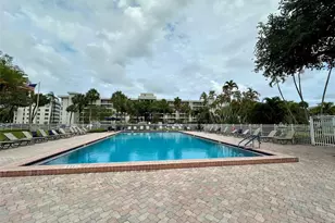 2671 S Course Dr, Pompano Beach, FL 33069 - Photo 25