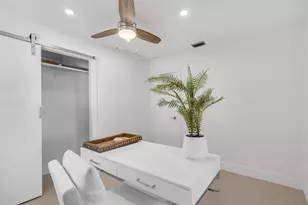 375 Orange Way, West Palm Beach, FL 33405 - Photo 9