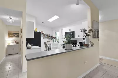 5285 NW 117th Avenue, Coral Springs, FL 33076 - Photo 15