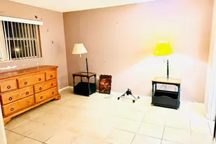 8460 Sunrise Lakes Blvd, Sunrise, FL 33322 - Photo 31