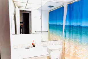 8460 Sunrise Lakes Blvd, Sunrise, FL 33322 - Photo 57