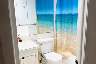 8460 Sunrise Lakes Blvd, Sunrise, FL 33322 - Photo 53