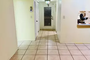 8460 Sunrise Lakes Blvd, Sunrise, FL 33322 - Photo 9