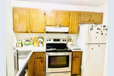 8460 Sunrise Lakes Boulevard #202, Sunrise, FL 33322 - Photo 15