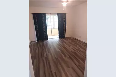 301 Cambridge Road #109, Hollywood, FL 33024 - Photo 5