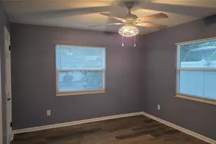 426 Tulip Dr, Sebastian, FL 32958 - Photo 9