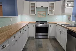 426 Tulip Dr, Sebastian, FL 32958 - Photo 5