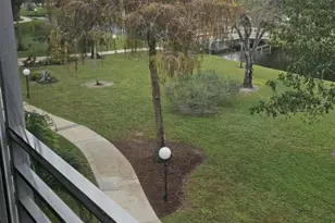 4851 NW 26th Ct, Lauderdale Lakes, FL 33313 - Photo 23