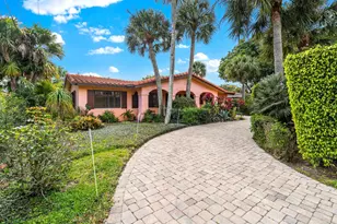 708 NW 6th Dr, Boca Raton, FL 33486 - Photo 3