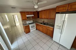 230 SW 1st St, Pompano Beach, FL 33060 - Photo 13