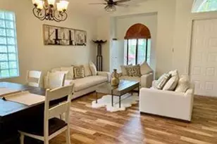 9139 Citrus Isle Ln, Lake Worth, FL 33467 - Photo 7