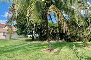 9139 Citrus Isle Ln, Lake Worth, FL 33467 - Photo 27