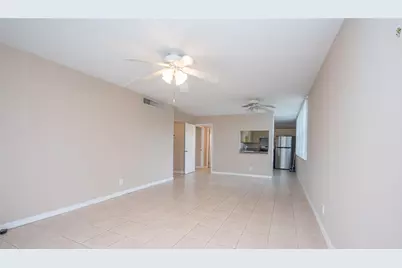 9441 Evergreen Place #401, Davie, FL 33324 - Photo 5