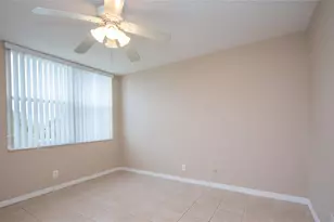 9441 Evergreen Pl, Davie, FL 33324 - Photo 9
