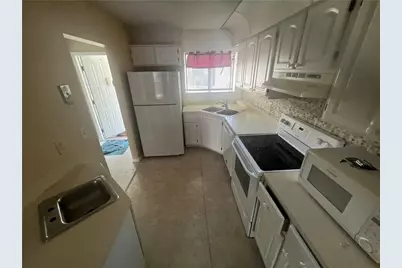 1250 S Military Trail #1622, Deerfield Beach, FL 33442 - Photo 5