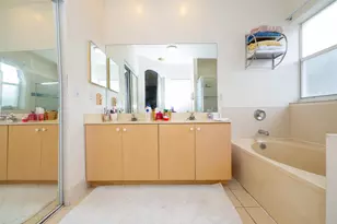 2257 NW 77th Terrace, Pembroke Pines, FL 33024 - Photo 35
