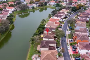 2257 NW 77th Terrace, Pembroke Pines, FL 33024 - Photo 5