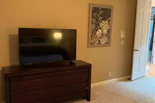 2626 Barcelona Dr, Fort Lauderdale, FL 33301 - Photo 33