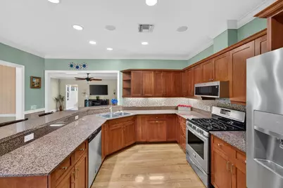 137 38th Court, Vero Beach, FL 32968 - Photo 5