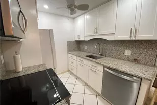 1145 Cambridge G, Deerfield Beach, FL 33442 - Photo 13