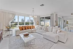 19552 Broad Shore Walk, Loxahatchee, FL 33470 - Photo 11