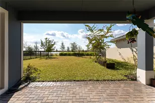 19552 Broad Shore Walk, Loxahatchee, FL 33470 - Photo 11