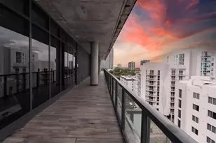 201 SW 17th Rd, Miami, FL 33129 - Photo 15