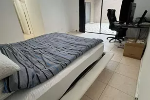 402 St Andrews Rd, Hollywood, FL 33021 - Photo 7