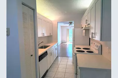 1200 SW 130th Avenue #210-G, Hollywood, FL 33027 - Photo 7