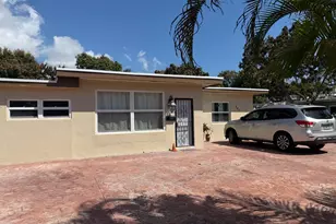 721 NE 139th St, North Miami, FL 33161 - Photo 3