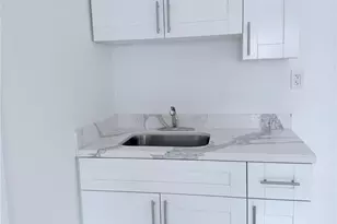 721 NE 139th St, North Miami, FL 33161 - Photo 15