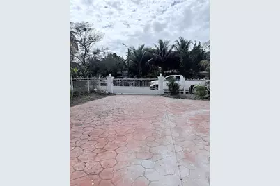 721 NE 139th Street #1, North Miami, FL 33161 - Photo 11