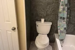 2255 NE 9th St, Pompano Beach, FL 33062 - Photo 11