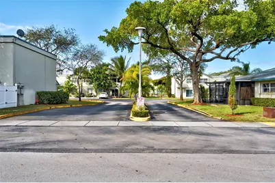 3001 NW 4th Terrace #143, Pompano Beach, FL 33064 - Photo 25