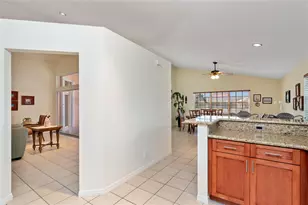 1041 SW Cedar Falls Dr, Weston, FL 33327 - Photo 17