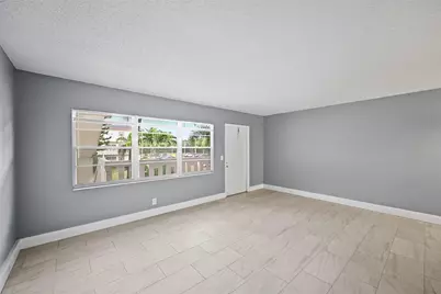 436 Fanshaw K #436, Boca Raton, FL 33434 - Photo 3