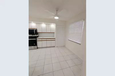 1801 Eleuthera Point #J3, Pompano Beach, FL 33066 - Photo 7