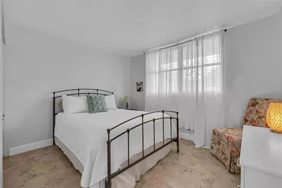 112 Lake Emerald Drive #104, Oakland Park, FL 33309 - Photo 9