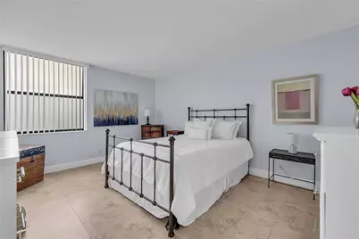 112 Lake Emerald Drive #104, Oakland Park, FL 33309 - Photo 7