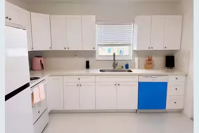 1720 NE 146th Street, Miami, FL 33181 - Photo 9