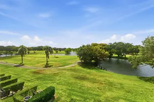 13250 SW 4th Ct, Pembroke Pines, FL 33027 - Photo 21