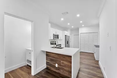 2100 Hacienda Terrace, Weston, FL 33327 - Photo 3