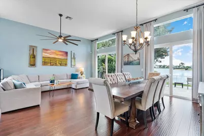 15561 NW 12th Place, Pembroke Pines, FL 33028 - Photo 5