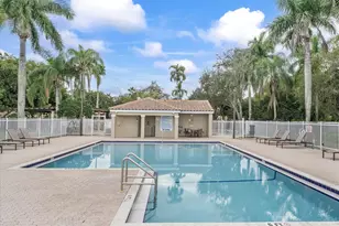 15561 NW 12th Pl, Pembroke Pines, FL 33028 - Photo 49