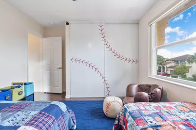 15561 NW 12th Place, Pembroke Pines, FL 33028 - Photo 31