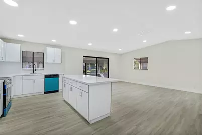 7708 SW 8th Court, North Lauderdale, FL 33068 - Photo 7